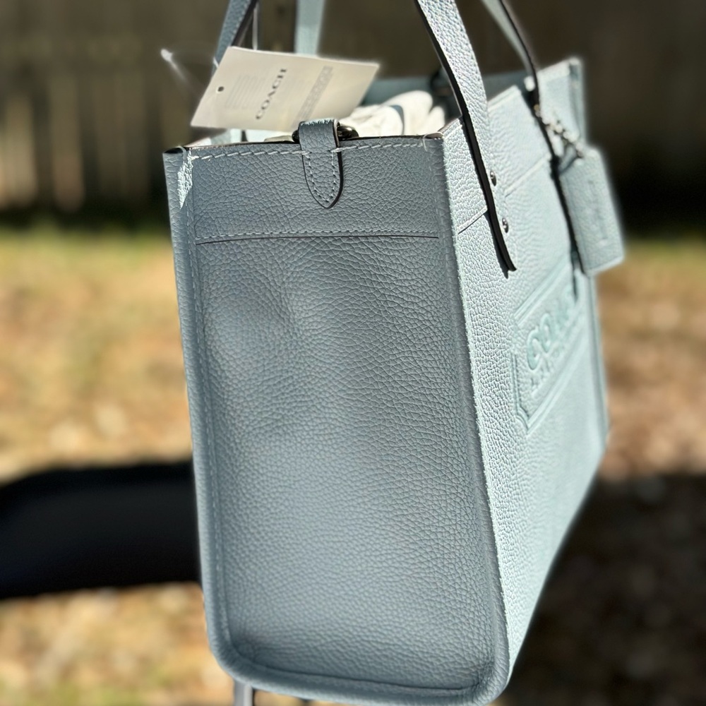 Coach Field Tote 22 Pebble Leather Aqua - Picture 7 of 15